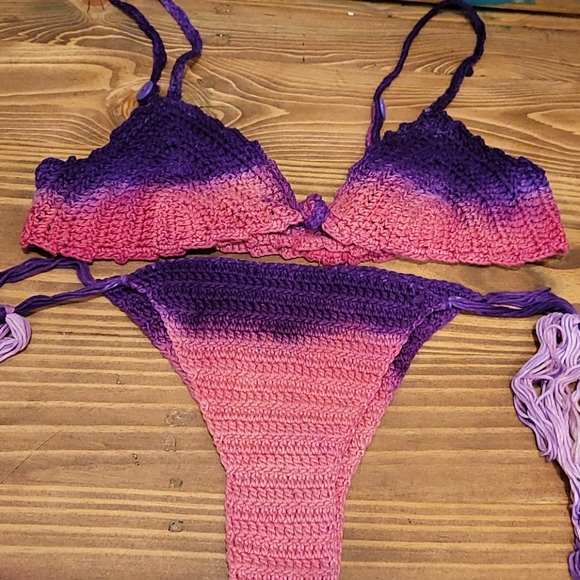 Hand made crochet bikini bra top amethyst dye 👙 - Picture 2 of 9